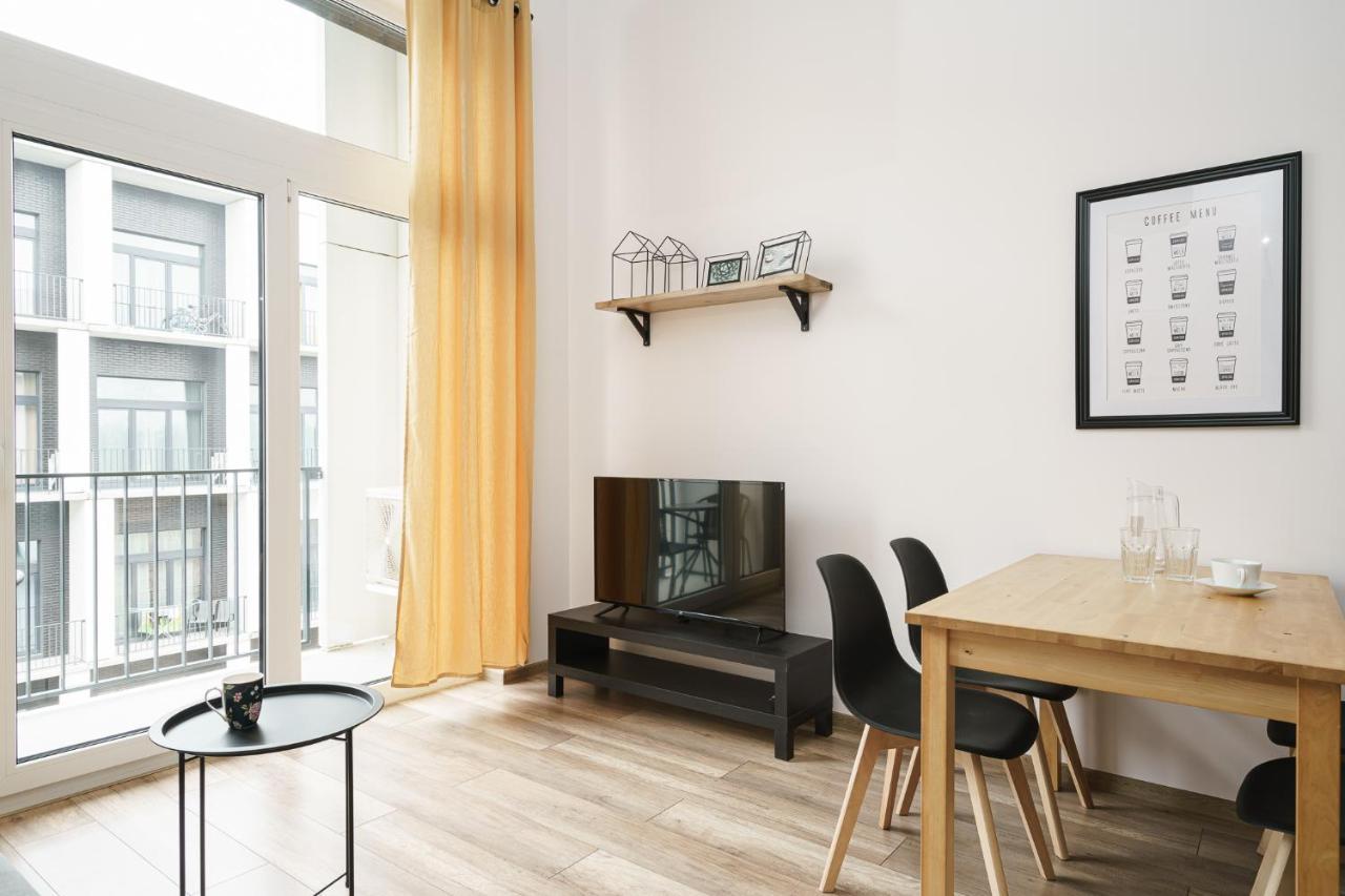 Rentplanet - Apartamenty Zarembowicza Wroclaw Dış mekan fotoğraf