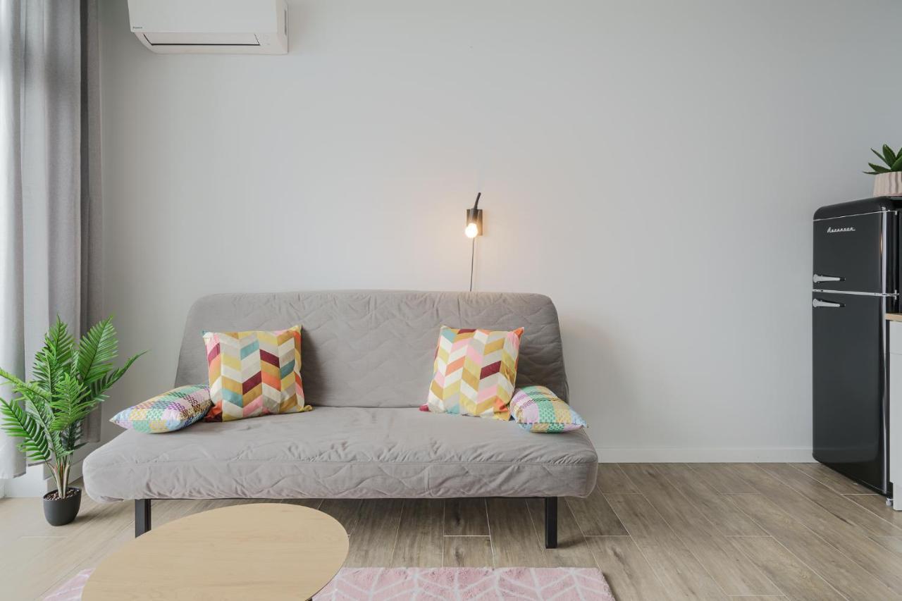 Rentplanet - Apartamenty Zarembowicza Wroclaw Dış mekan fotoğraf